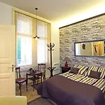 District 7 Apartments